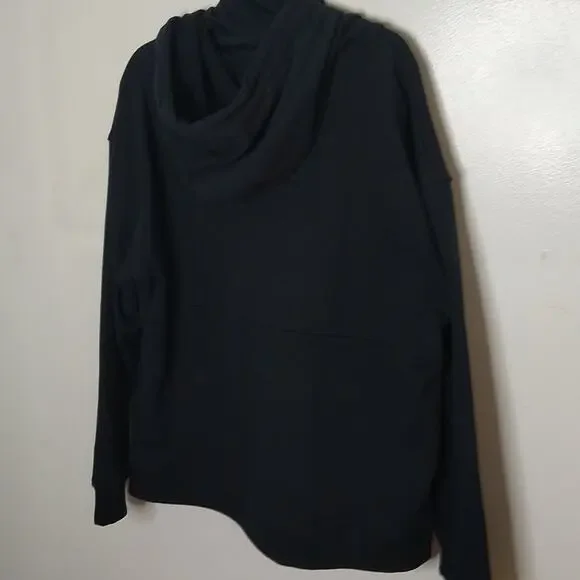 Fablectic women's size Large black sweatshirt with attached head wear. - Picture 6 of 8